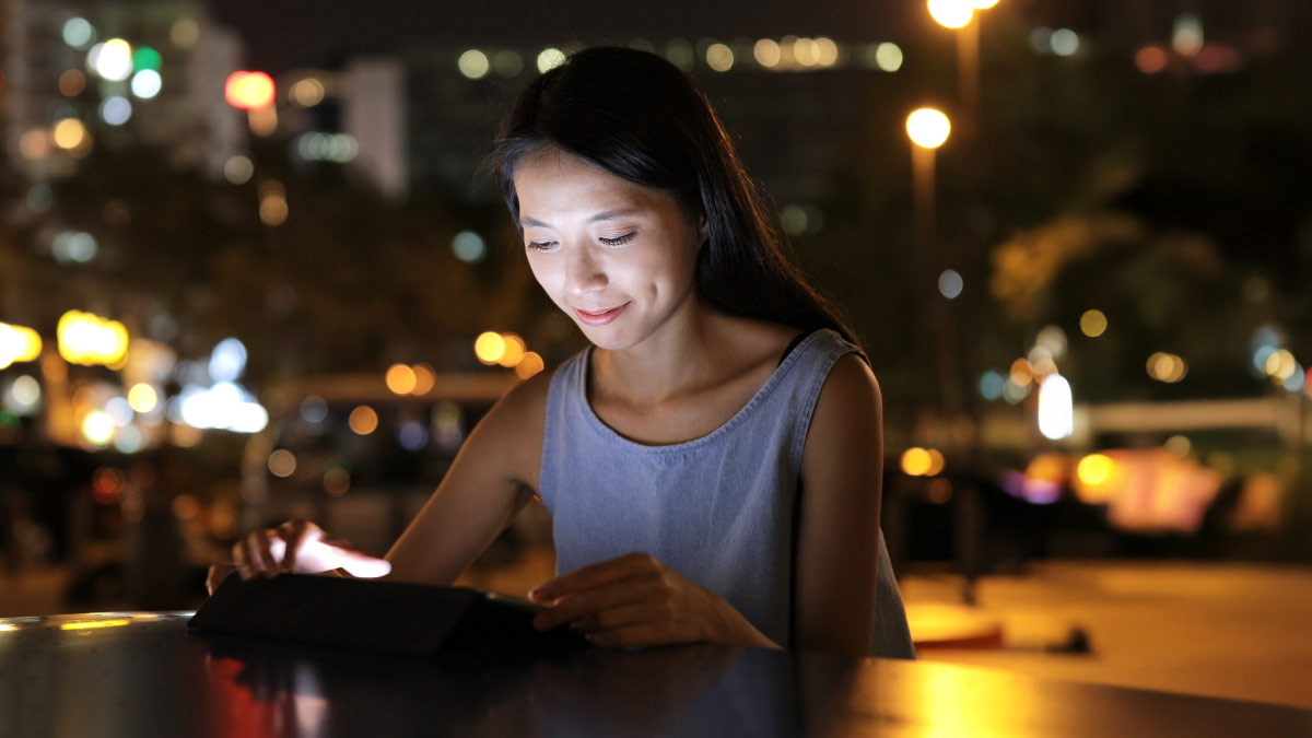 New OECD-Cisco research on global divides in AI uptake and digital well-being